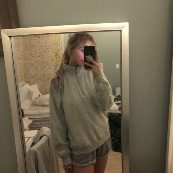 Brandy Melville Grey Quarter Zip - Picture 5 of 5